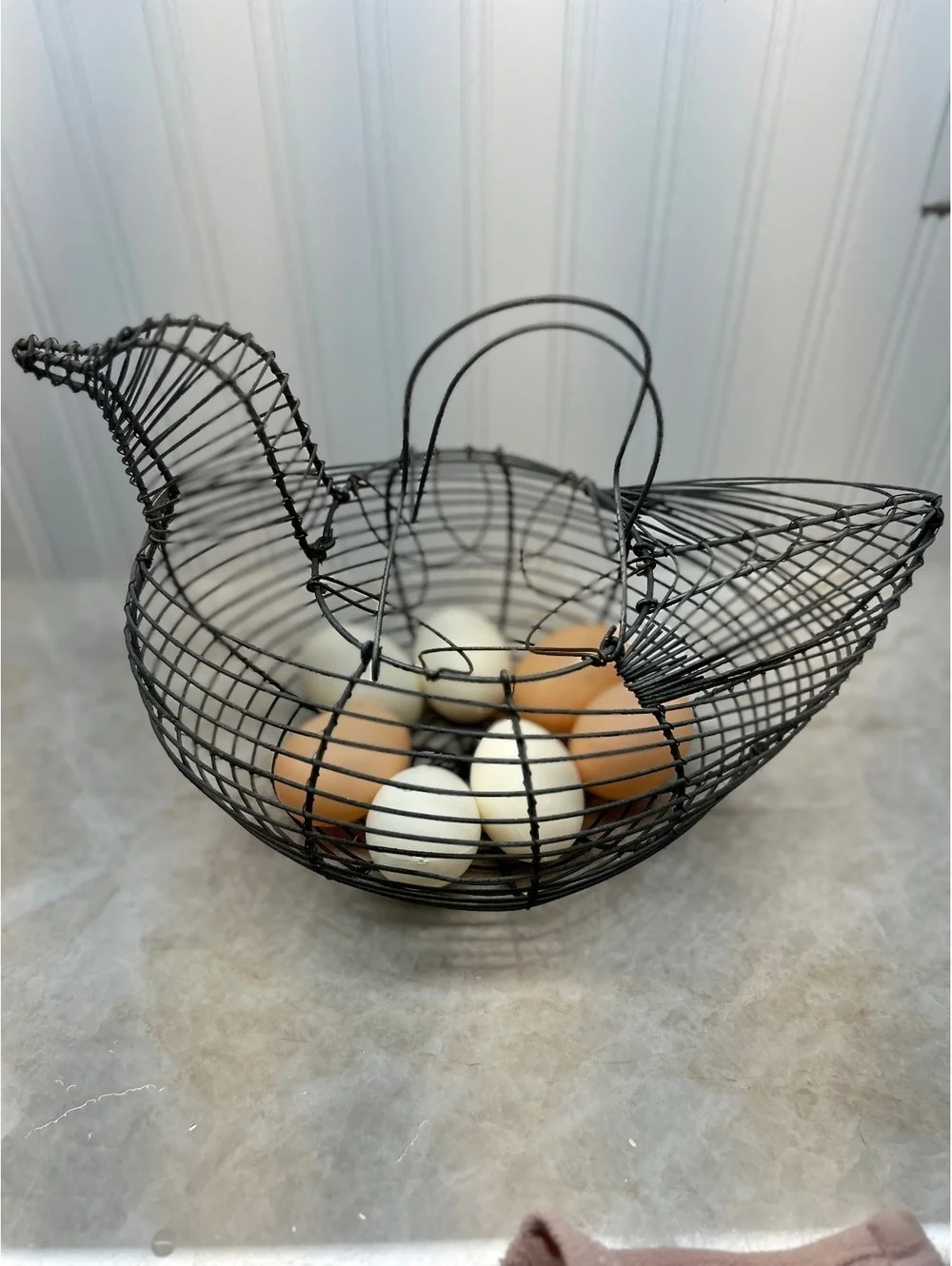 Vintage Wire Chicken Egg Basket - Rustic Farmhouse Kitchen Decor